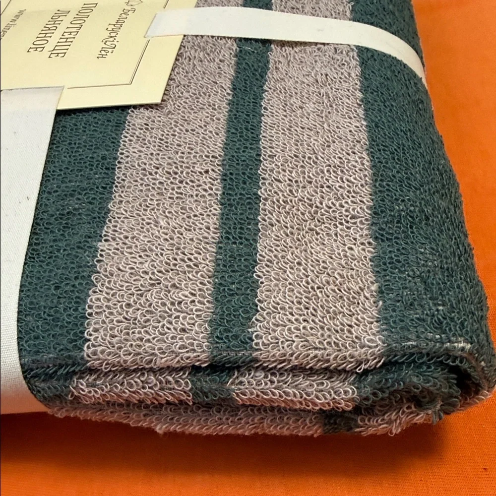 N/A soft towel